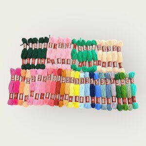 DMC Floralia Laine Divisible 5m Wool Tapestry Yarn Thread Lot of 45